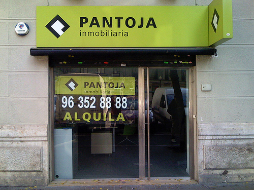 Auto-Alquiler