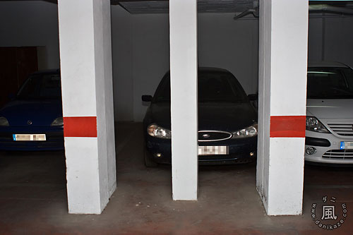 Coche encerrado por Danikaze Coche encerrado por Danikaze