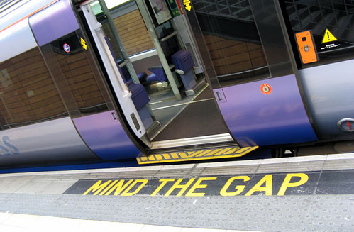 Mind the Gap (CC) Endlisnis